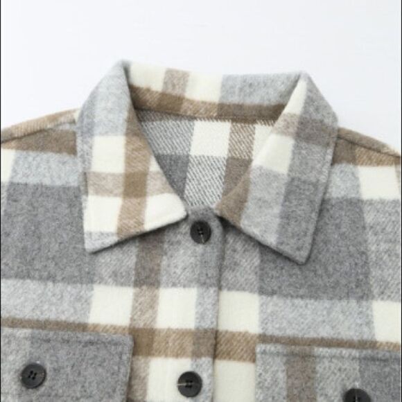 Plaid Oversized Flannel Shacket - Picture 3 of 9